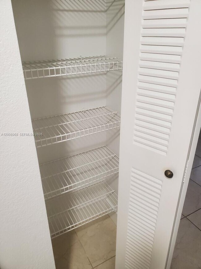 Building Photo - 8260 NW 5th Terrace