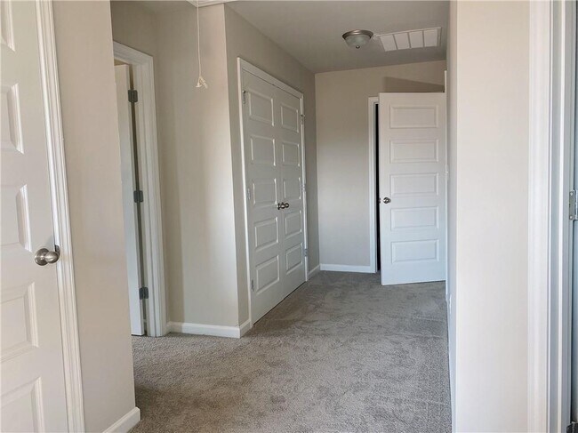 Building Photo - 101 McGinnis Cir