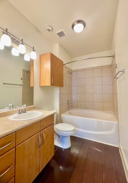 Interior Photo - MAA Westover Hills