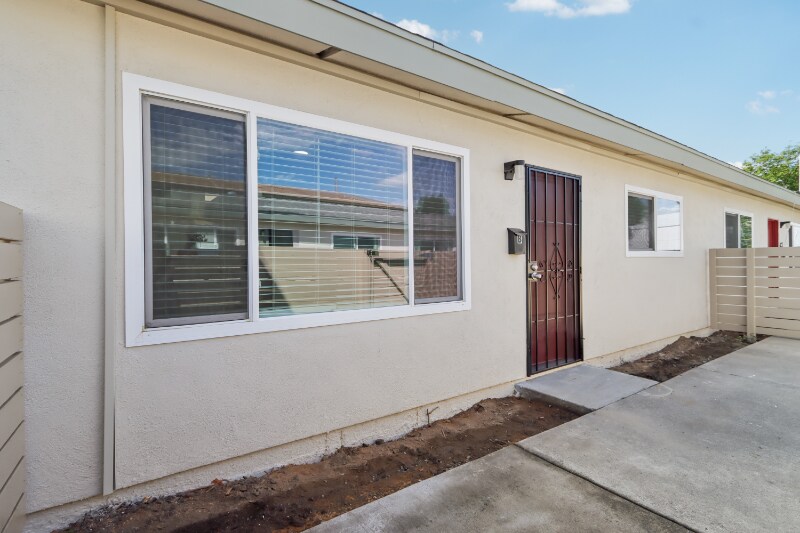 Building Photo - 5792 Rostrata Ave