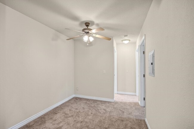 Building Photo - Cozy 2 BD, 1 BA Condo in Las Palmas Villas!