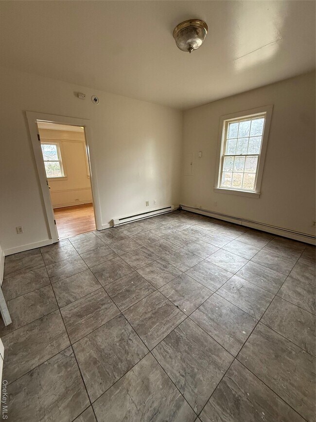 Building Photo - 2314-2330-2330 County Rd 83