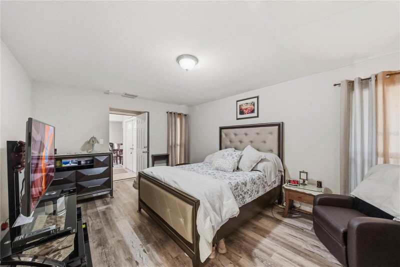 Building Photo - 2507 Bluegrass St