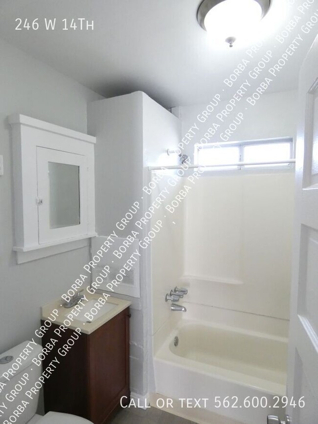 Building Photo - 246 W 14Th-