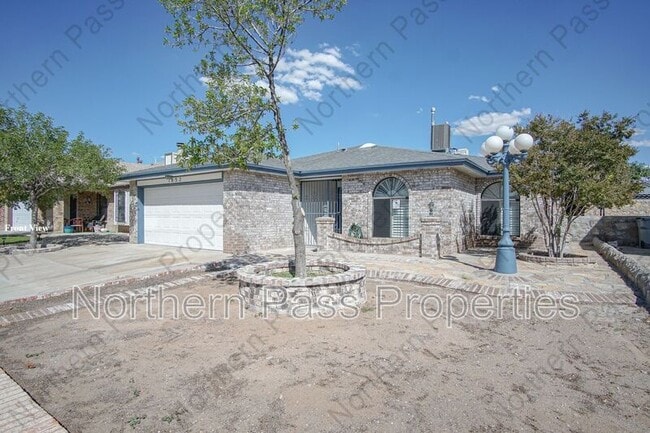 Building Photo - 1832 Dean Jones Dr