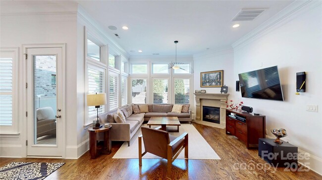 Building Photo - 4307 Calvet Ct