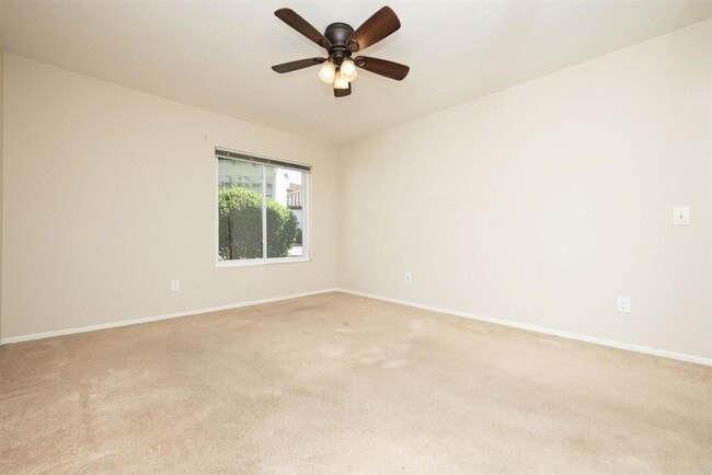 Building Photo - 2425 Cranston Dr