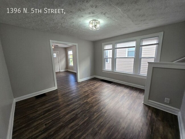 Building Photo - 1396 N 5th St