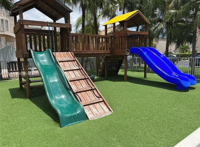 Building Photo - 8660 NW 5th Terrace