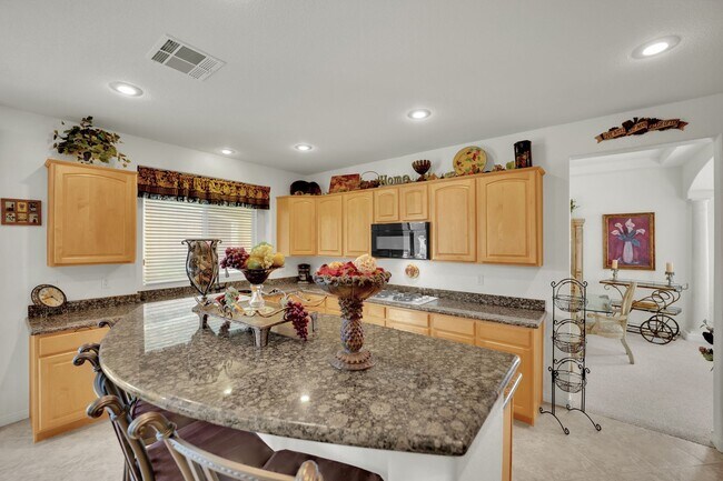 Building Photo - 875 Chaste Ct
