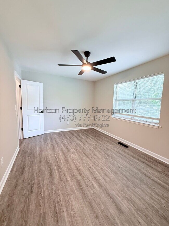 Building Photo - 4042 Hidden Hollow Terrace