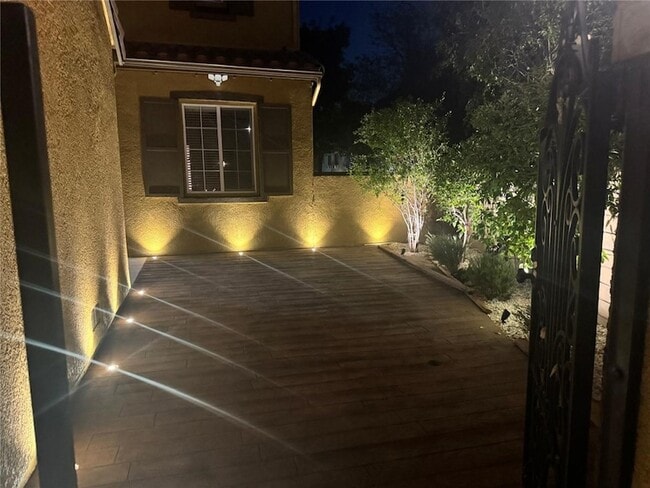 Building Photo - 7036 Sausalito Ave