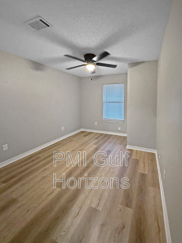 Building Photo - 3356 La Leyenda Ct
