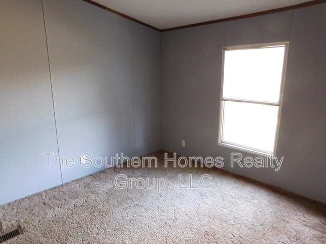 Building Photo - 233 Co Rd 725