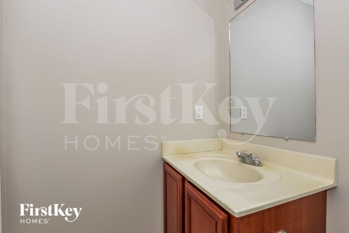 Building Photo - 322 Elderberry Way