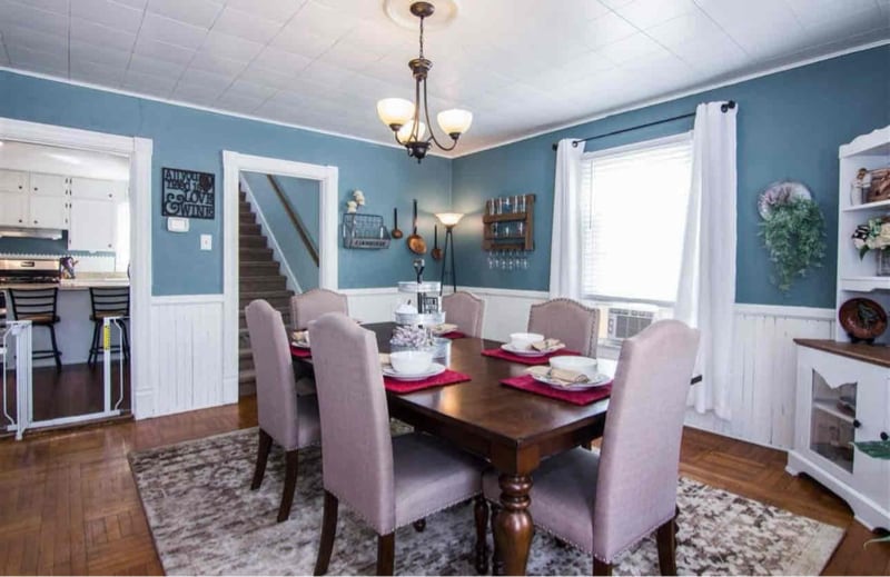 Building Photo - 233 N Main St