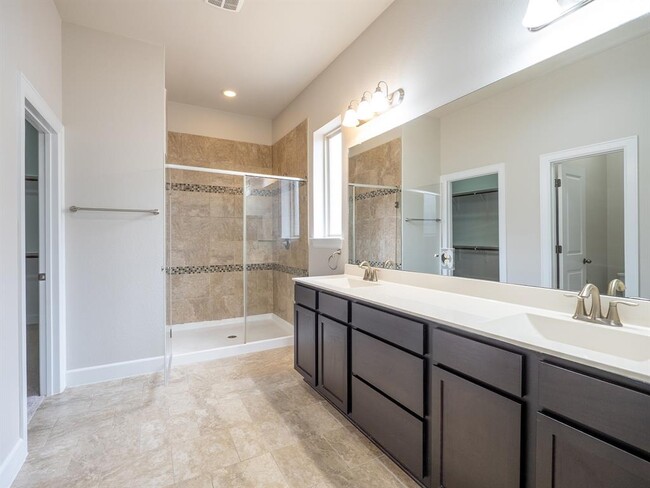 Building Photo - 18612 Rio Chama Ln