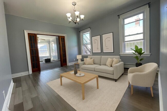 Primary Photo - 304 FULTON Ave