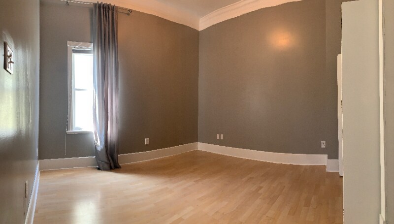 Building Photo - 1128 E 3rd Ave