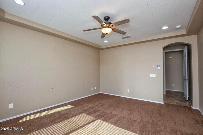 Building Photo - 21883 N 263rd Dr