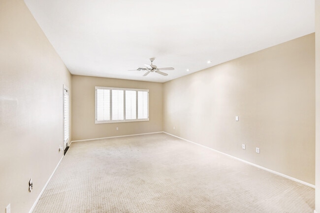 Building Photo - 78374 Bovee Cir