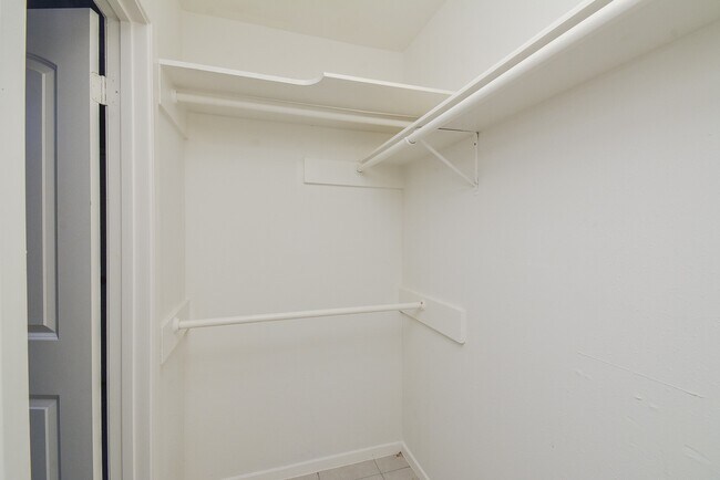Building Photo - 16518 Monte Carlo Ln