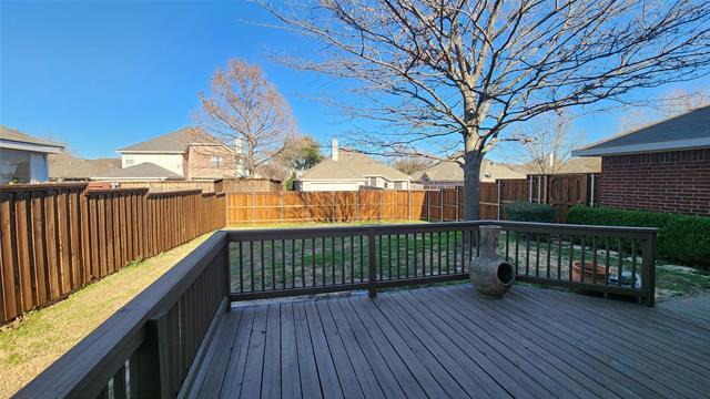 Building Photo - 5400 Vineyard Ln