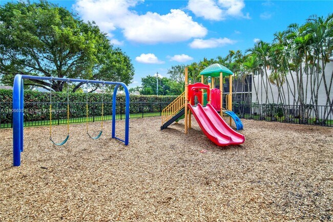 Building Photo - 1150 N Liberty Ave