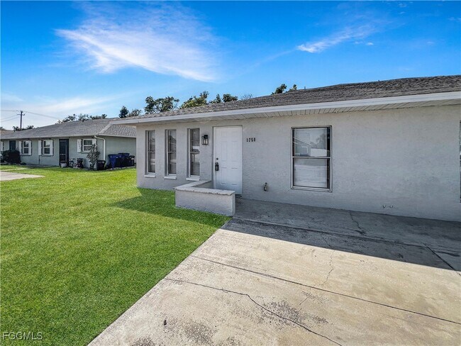 Building Photo - 17582 Cypress Point Rd