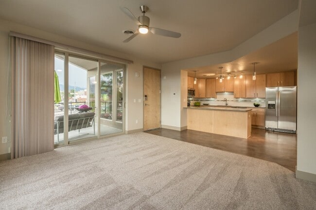 Building Photo - 210 Pueblo Ave