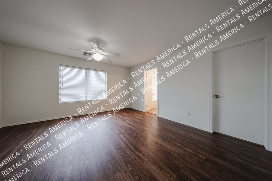 Building Photo - 29120 N Yellow Bee Dr