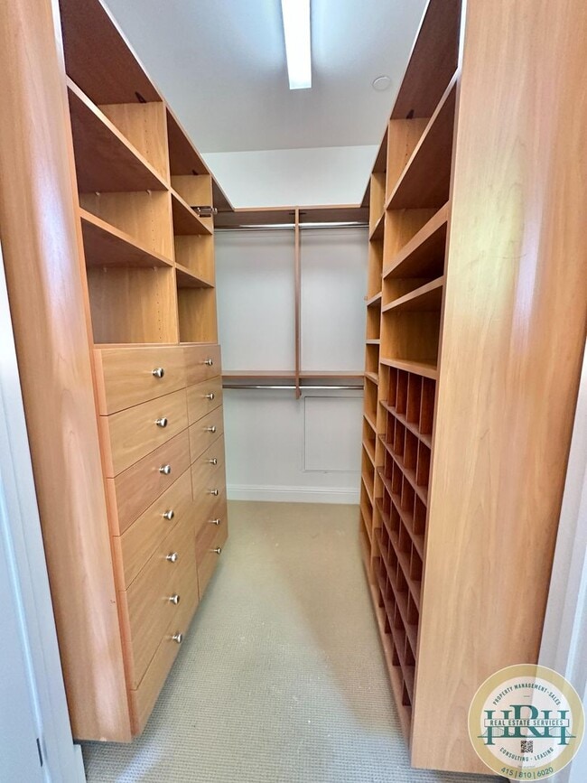 Building Photo - Charming 2 BR | 2.5 BA in Presidio Heights