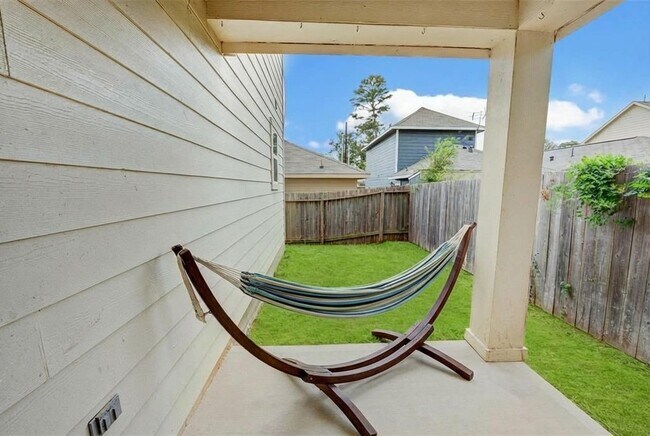 Building Photo - 16649 E Forrestal St