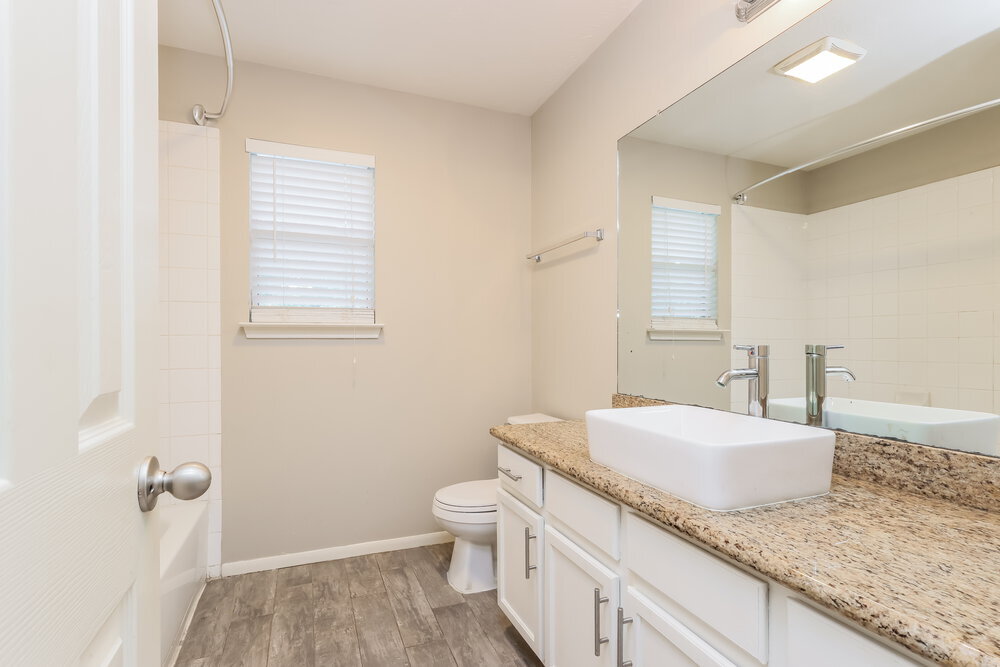 Building Photo - 403 Douglas Fir Dr