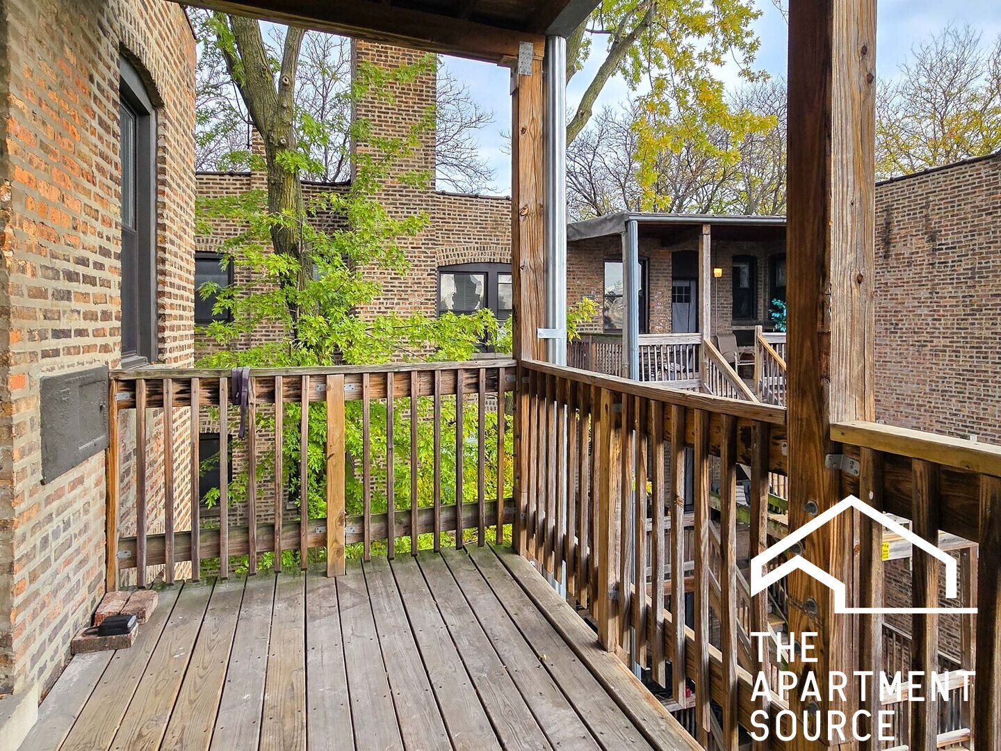 Building Photo - 2257 W Argyle St