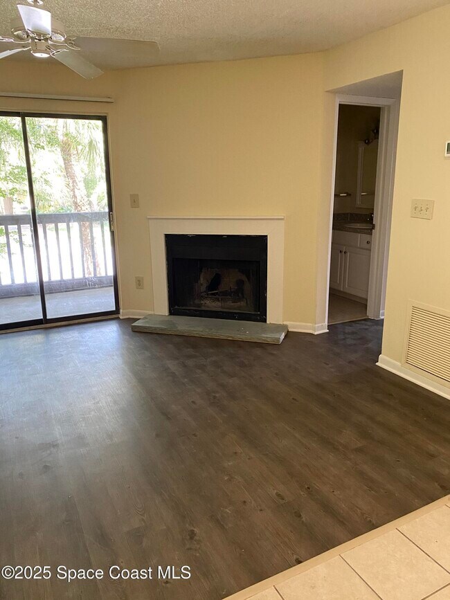 Building Photo - 3550 Sable Palm Ln