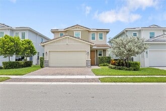 Building Photo - 4048 Veleiros Ave