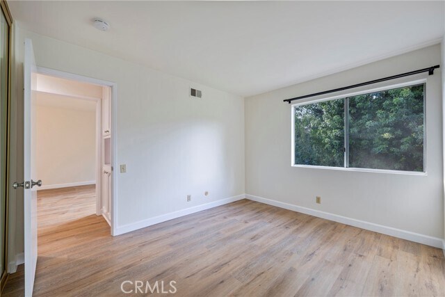 Building Photo - 838 Glenwood Cir