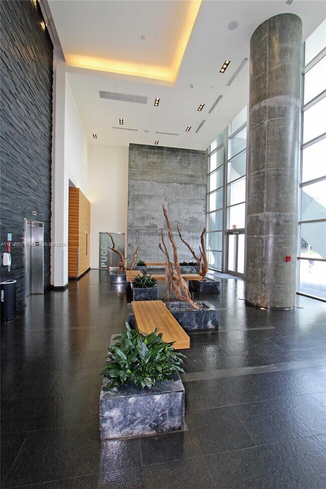 Building Photo - 888 Biscayne Blvd