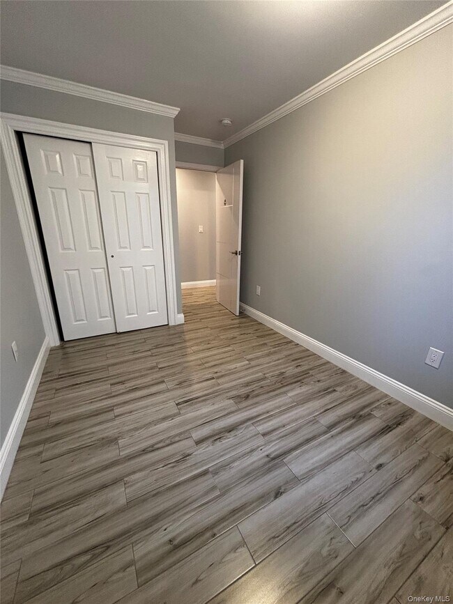 Building Photo - 119-47 Merrill St