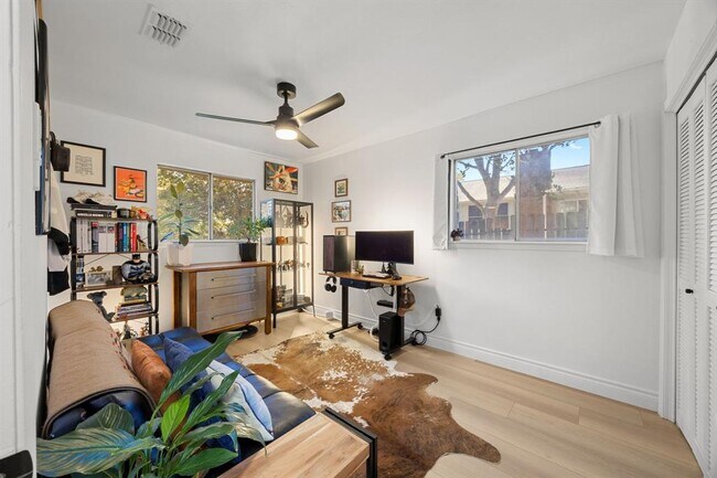 Building Photo - 1514 Desert Quail Ln