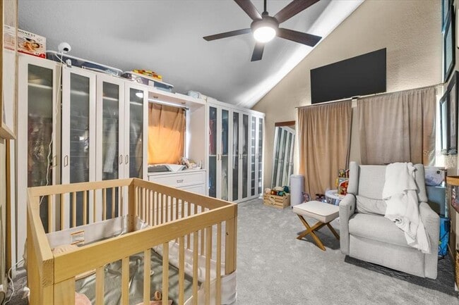 Building Photo - 2903 W Bay Ct Ave