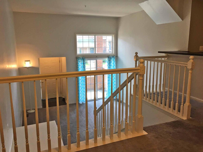 Building Photo - 2797 Barclay Way