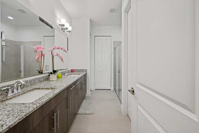 Building Photo - 4795 Sand Dollar Dr