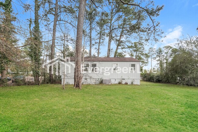 Building Photo - 2835 Fairmount St