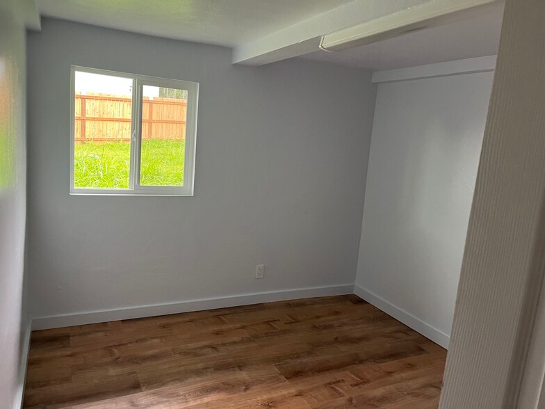 Bedroom 1 - 82-6136 D Rd