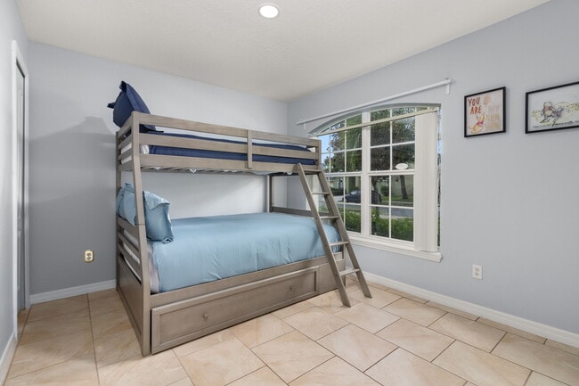 Building Photo - 269 Sandy Ridge Dr