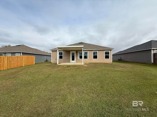 Building Photo - 912 Sentinel Cir