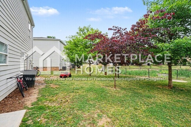 Building Photo - 835 Johnson St