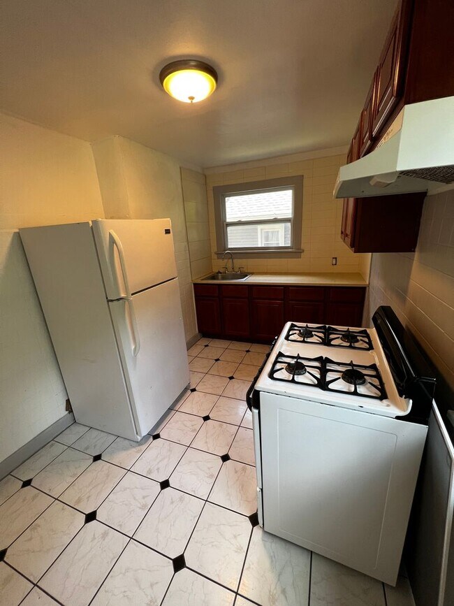 Building Photo - 1701 2nd St